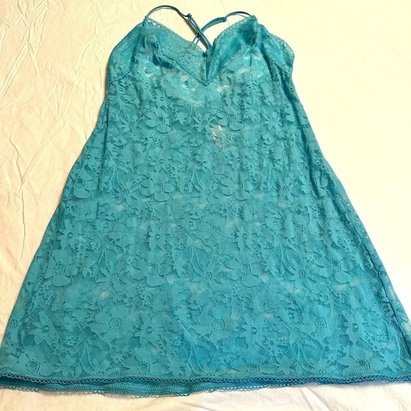 Victoria’s Secret lingerie Sz Medium - Picture 1 of 5